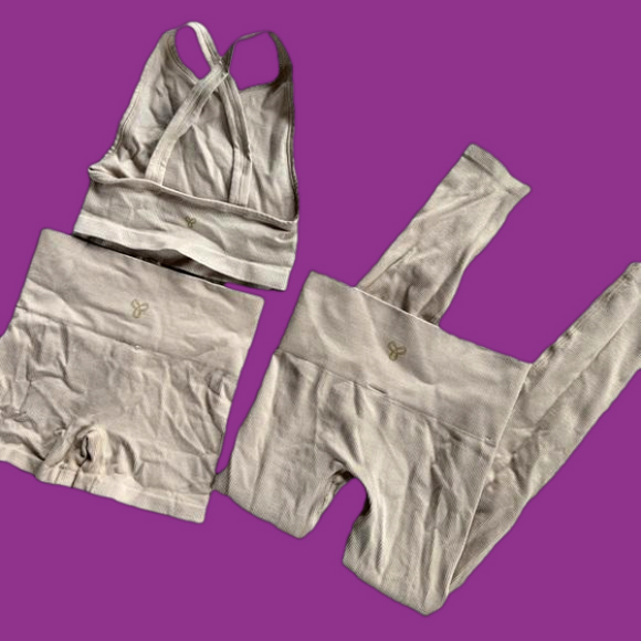 3 piece Aritzia TNA tan beige workout set top shorts and leggings - Picture 1 of 10